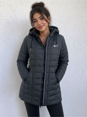 Nike Women’s Long Puffer Jacket Coat – Black Hooded Duck Down Blend